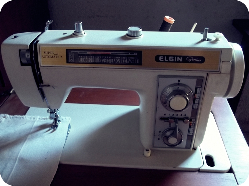 Maquina De Costura Elgin Genius Antiga Manual